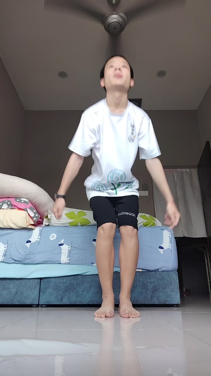 Watch Athlete's Vertical Jump: 26 inches