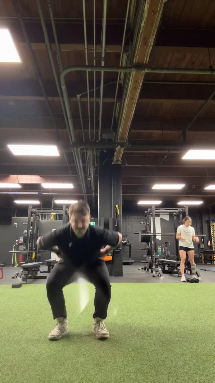 Watch micah awe's Vertical Jump: 16 inches
