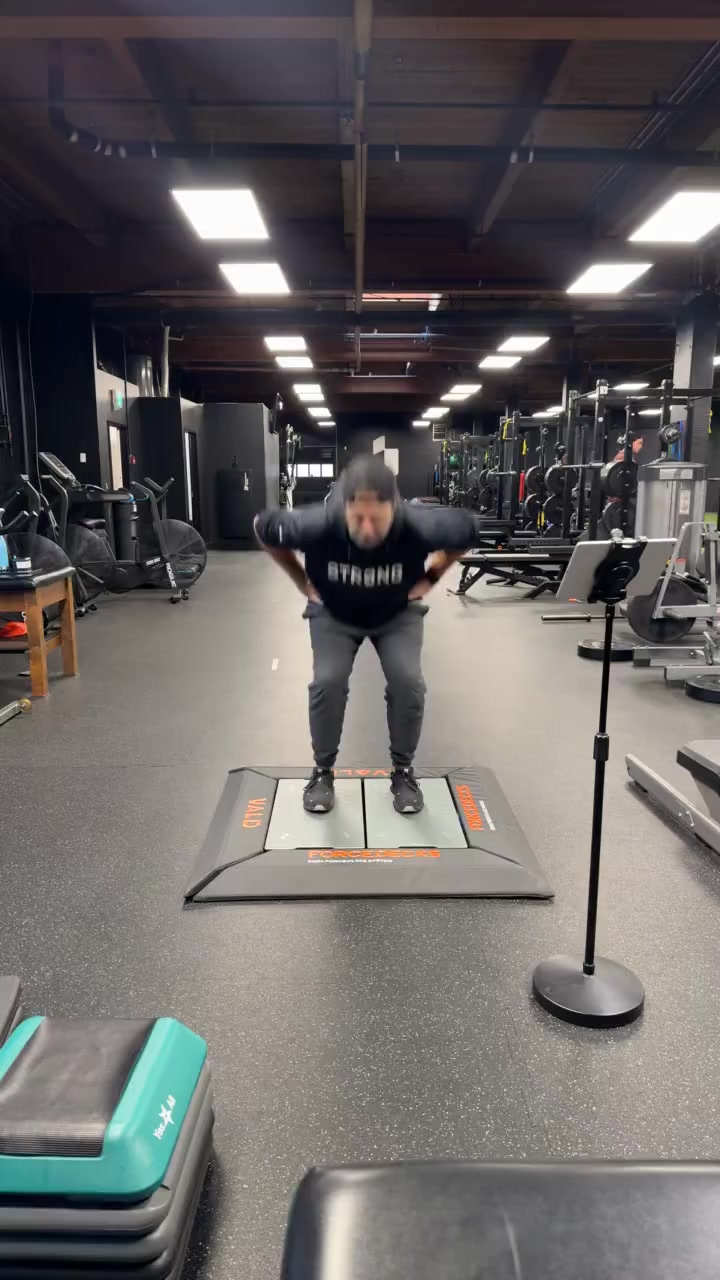 Watch PurpleShift athlete's Vertical Jump: 12.5 inches