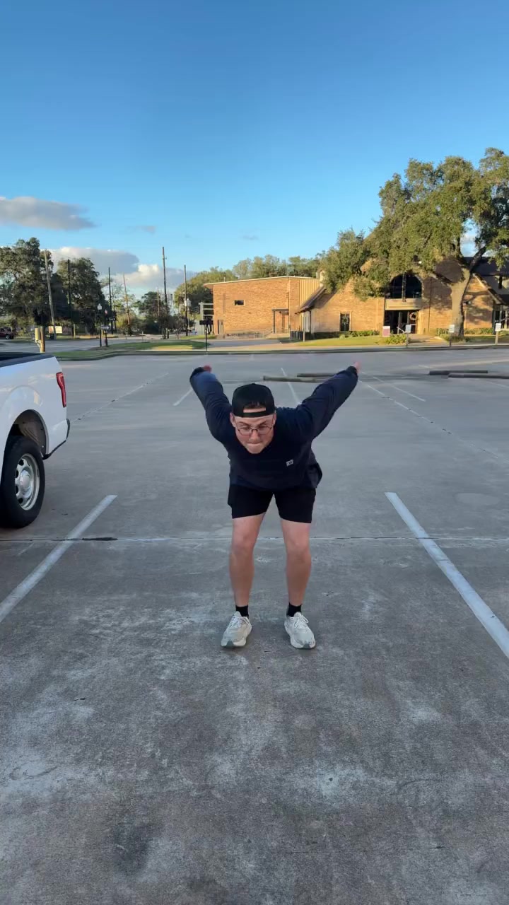 Watch micah awe's Vertical Jump: 10.5 inches