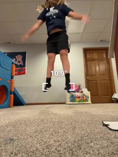 Watch Steph Koenig's Vertical Jump: 11 inches
