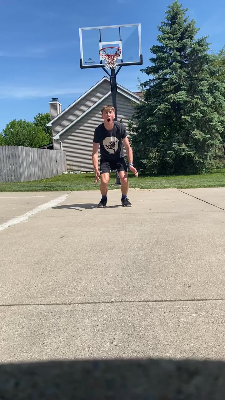 Watch Grant   Irish's Vertical Jump: 17.5 inches