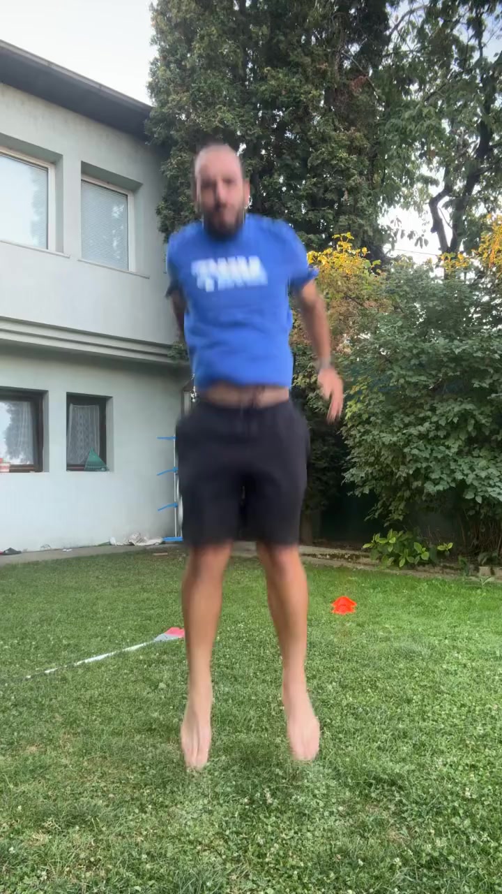 Watch Diar Mustafa's Vertical Jump: 1.5 inches