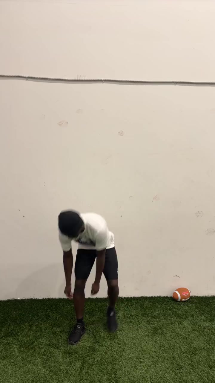 Watch PurpleShift athlete's Vertical Jump: 17.5 inches