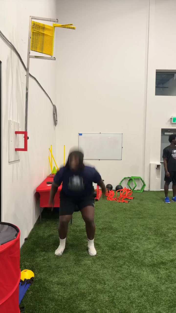 Watch emmanuel cazeau-wagnac's Vertical Jump: 20.5 inches