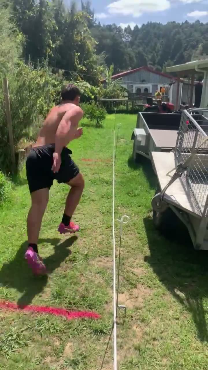 Watch Reuben McCulloch's 5-10-5 Agility: 4.97 seconds
