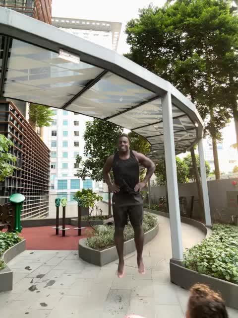 Watch micah awe's Vertical Jump: 16.8 inches